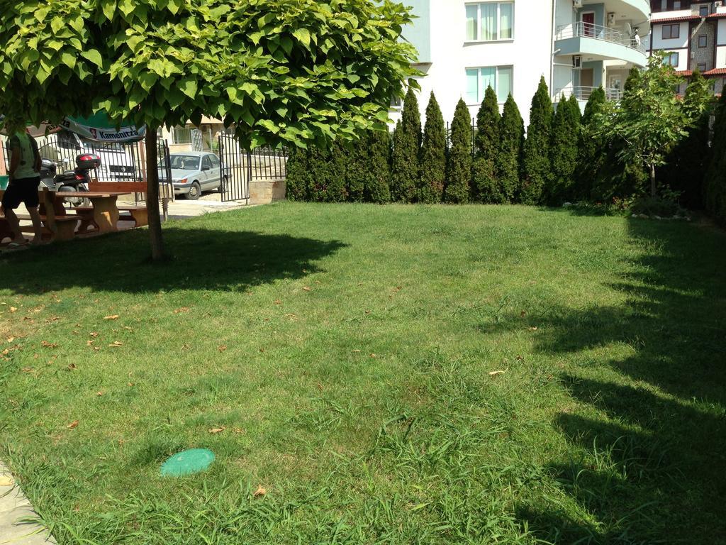 Femili Hotel Diveda Sveti Vlas Exteriör bild